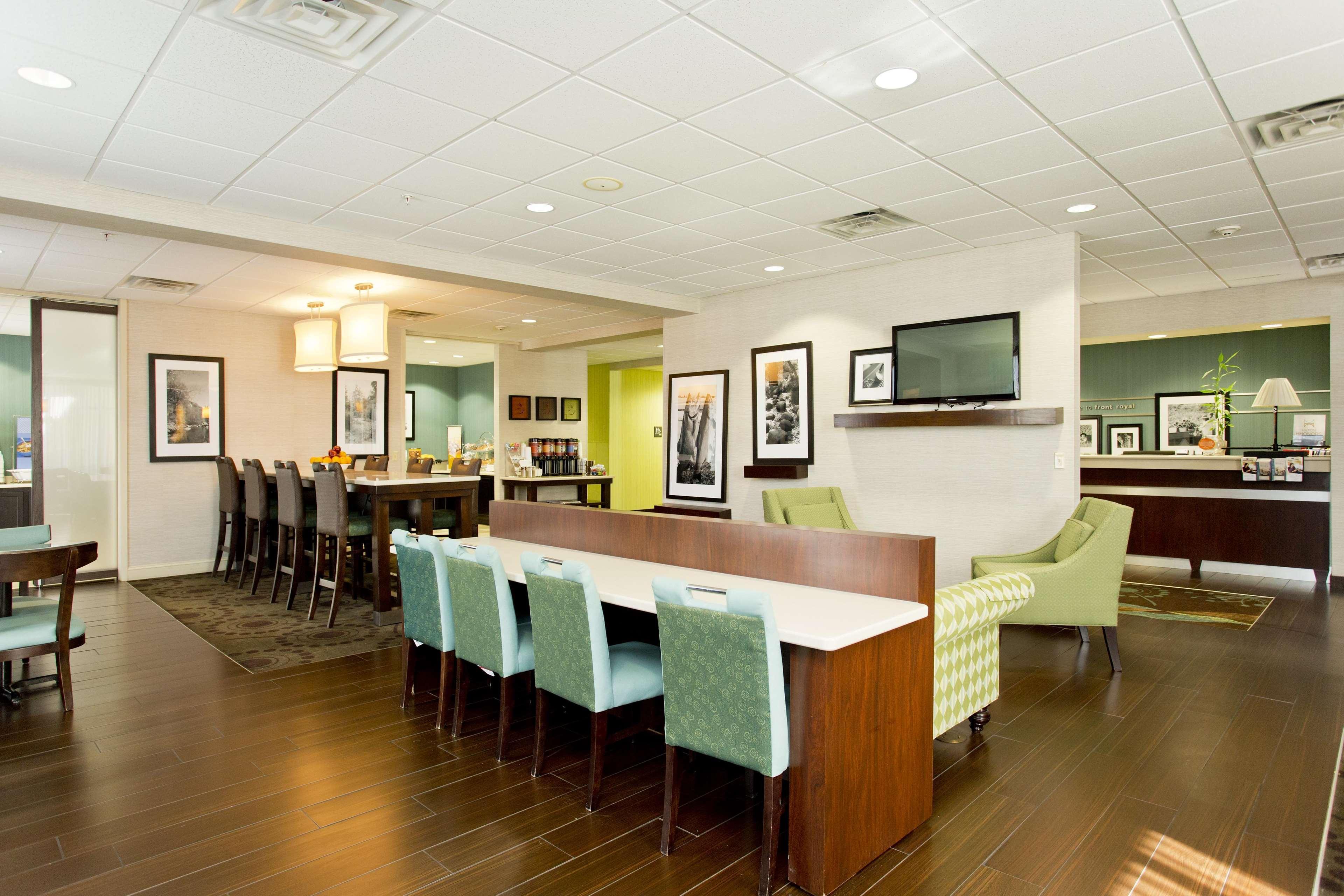 Hampton Inn Front Royal Εξωτερικό φωτογραφία